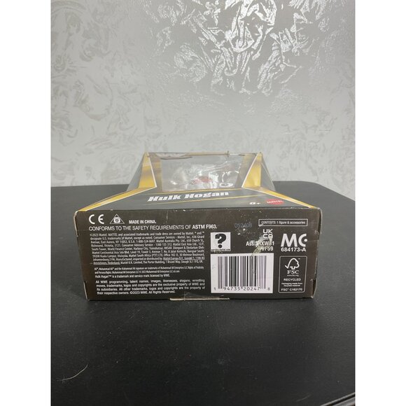 WWE Wrestling Legends Series 22 Hulk Hogan Action Figure - Picture 7 of 7